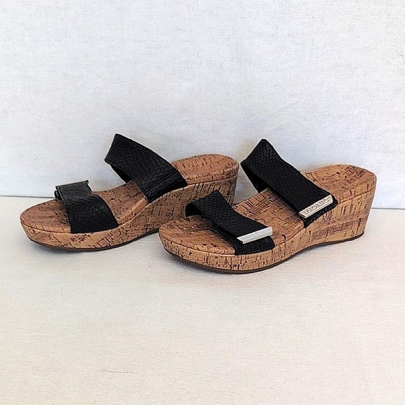 Vionic Shoes - Vionic Womens 9 Pepper Wedge Slip On Sandals Black Casual Summer Vacation